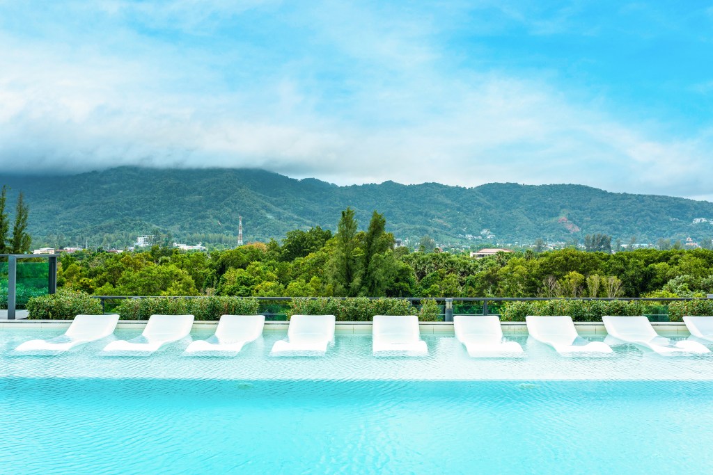 hotel pool rooftop Hilton Garden Inn Phuket Bang Tao
