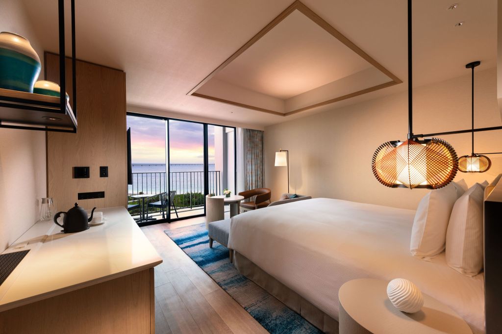 Hilton Okinawa Miyako-Island Resort King Deluxe Sunset Room Bedroom