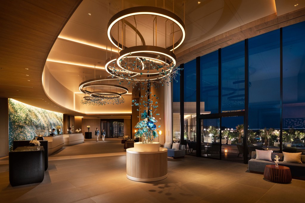 Hilton Okinawa Miyako-Island Resort - Lobby
