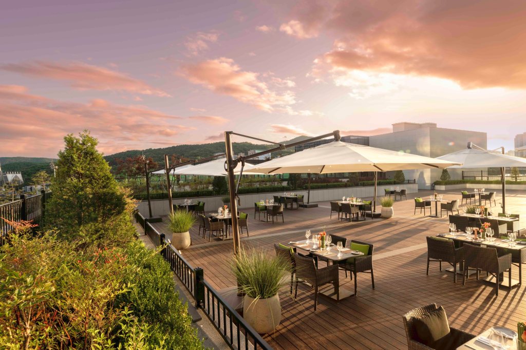 DoubleTree by Hilton Seoul Pangyo - Executive Lounge Terrace