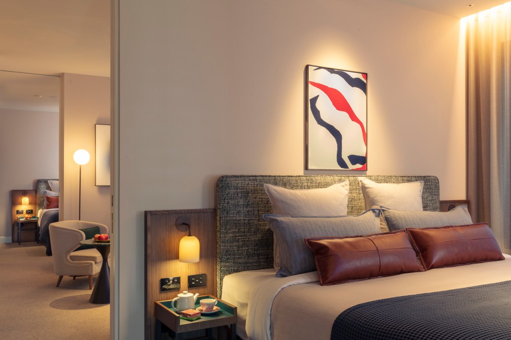 Next Hotel Melbourne - Two bedroom suite