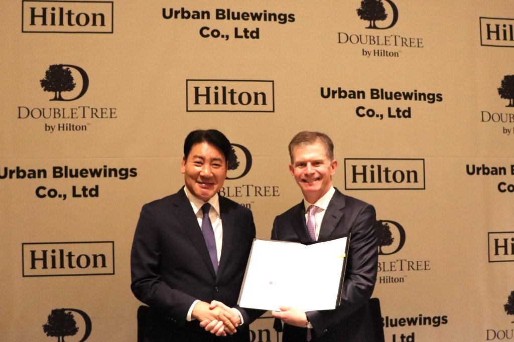 DoubleTree by Hilton Yeosu - Signing