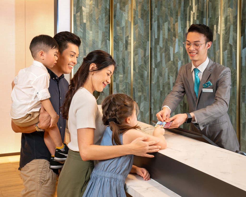 Hilton Singapore Orchard – family check-in with dedicated Kids Ambassador