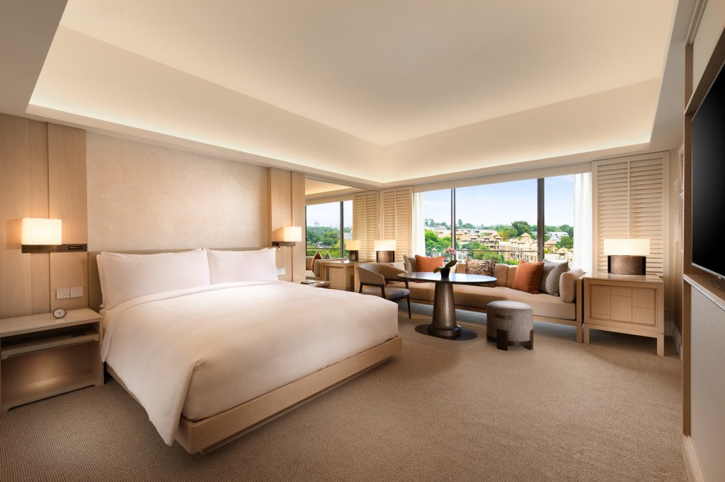Conrad Singapore Orchard - King Deluxe Room