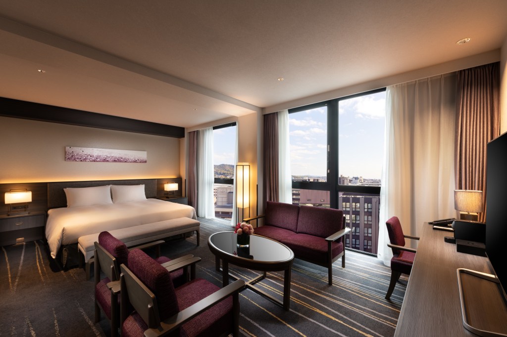 DoubleTree by Hilton Kyoto Station - King Executive Deluxe Room