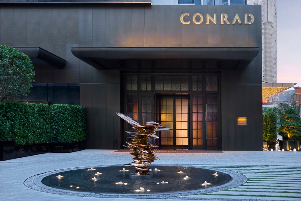 Conrad Chongqing Hotel Entrance lit sculpture