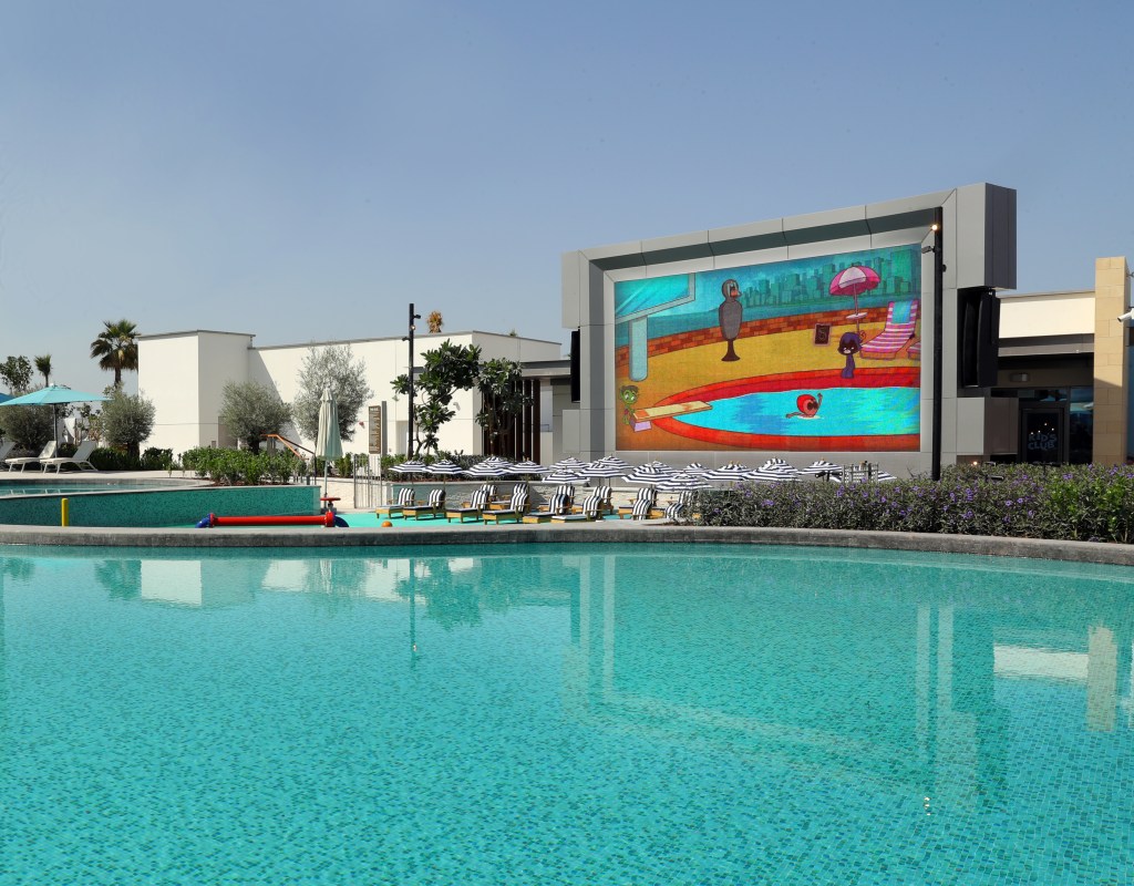 projector screen by pool