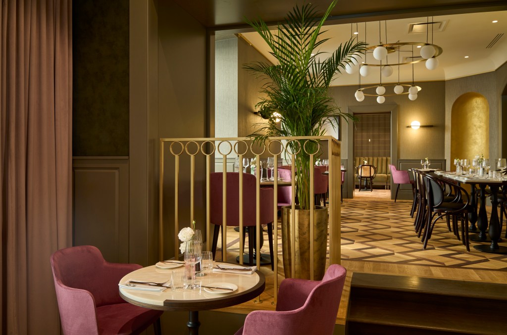 Regale Bar & Restaurant at Hotel Saski Krakow, Curio Collection by Hilton