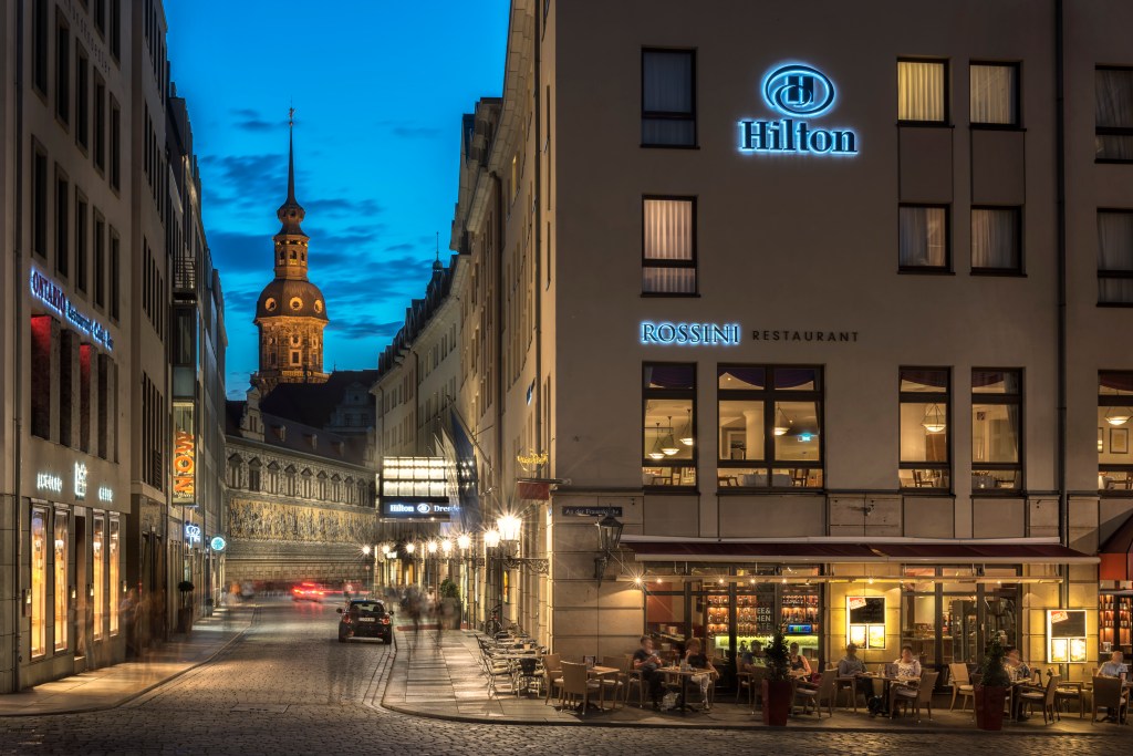 Hilton Dresden Exterior at night