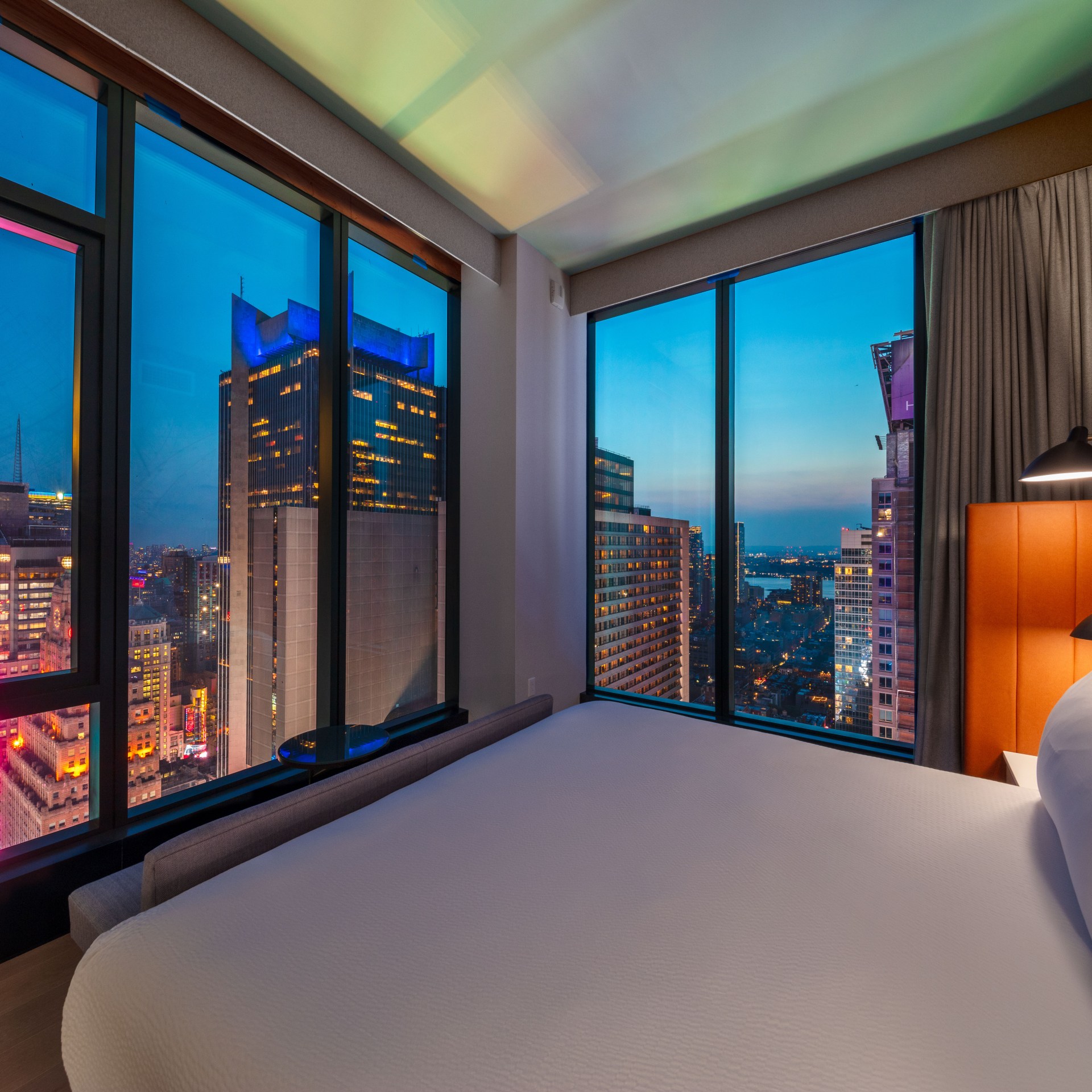 Tempo by Hilton Times Square Ball-Drop Room View Guest Room
