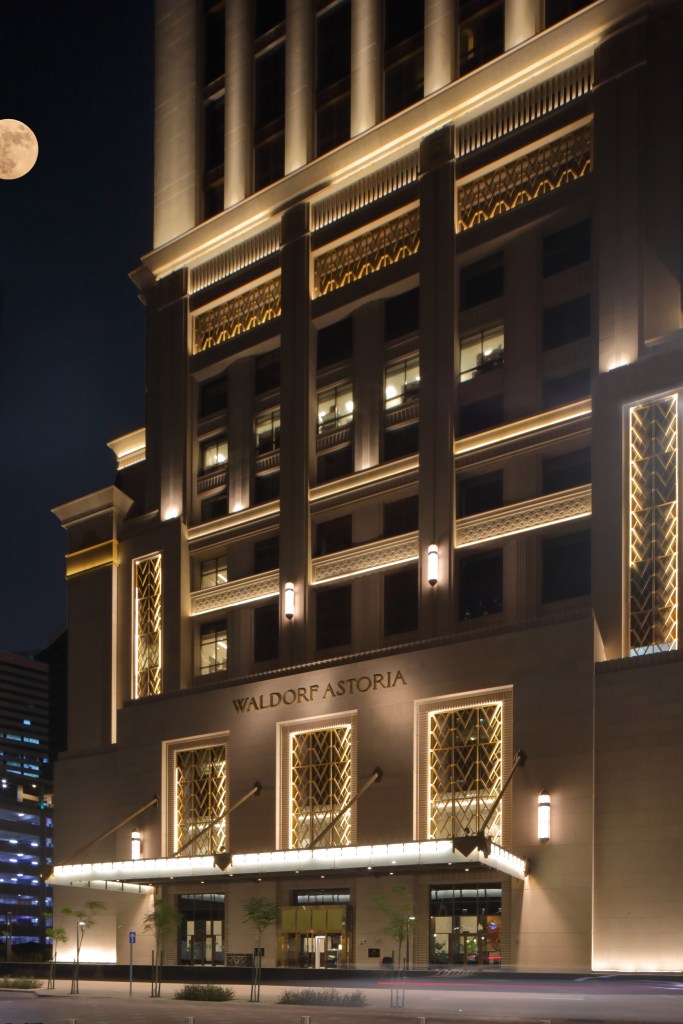 Waldorf Astoria Doha West Bay - Exterior Facade at night