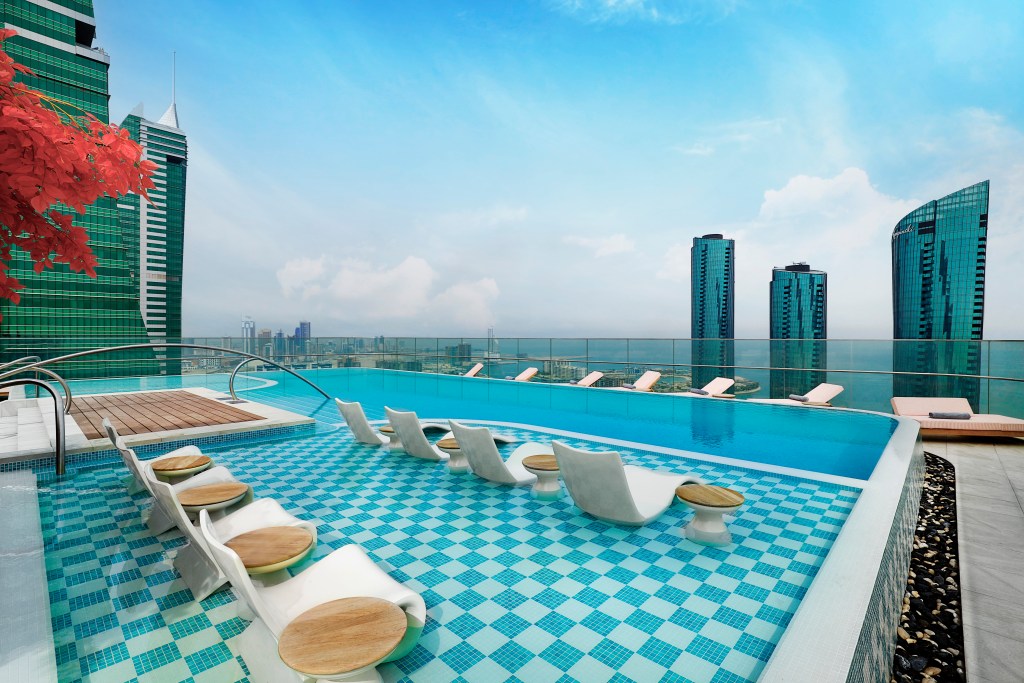 Conrad Bahrain Financial Harbour - Infinity Pool