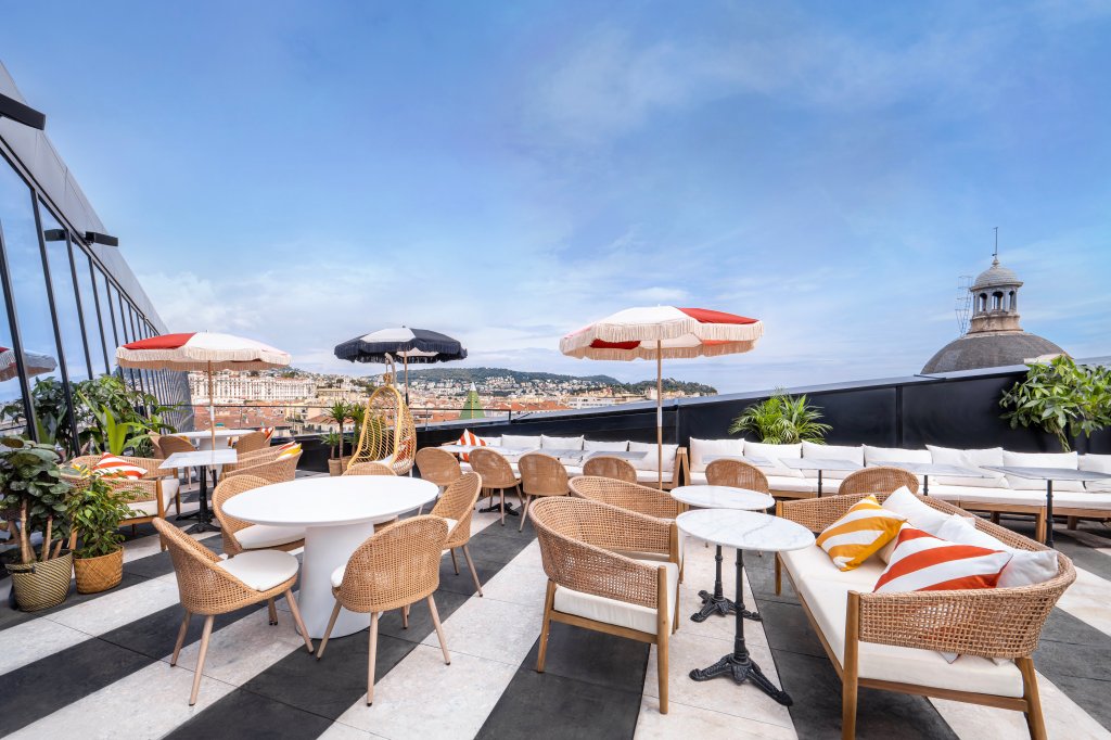 DoubleTree by Hilton Nice Centre Iconic - Rooftop Terrace, roof top seating, umbrellas, city view