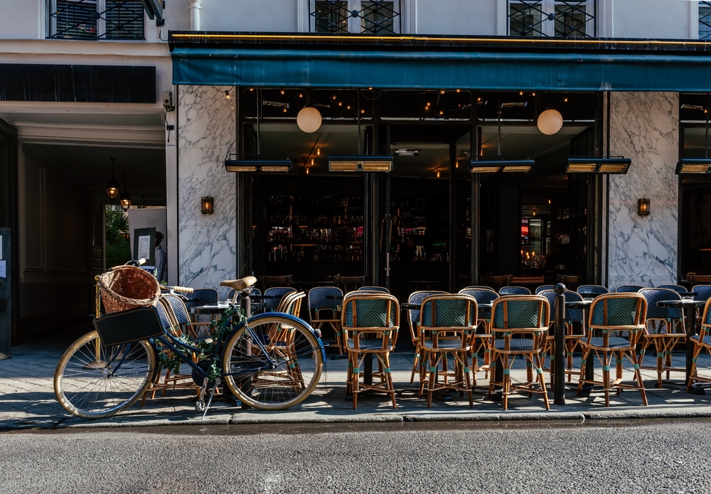 Cozy,Street,With,Tables,Of,Cafe,In,Paris,,France.,Cityscape, bicycle