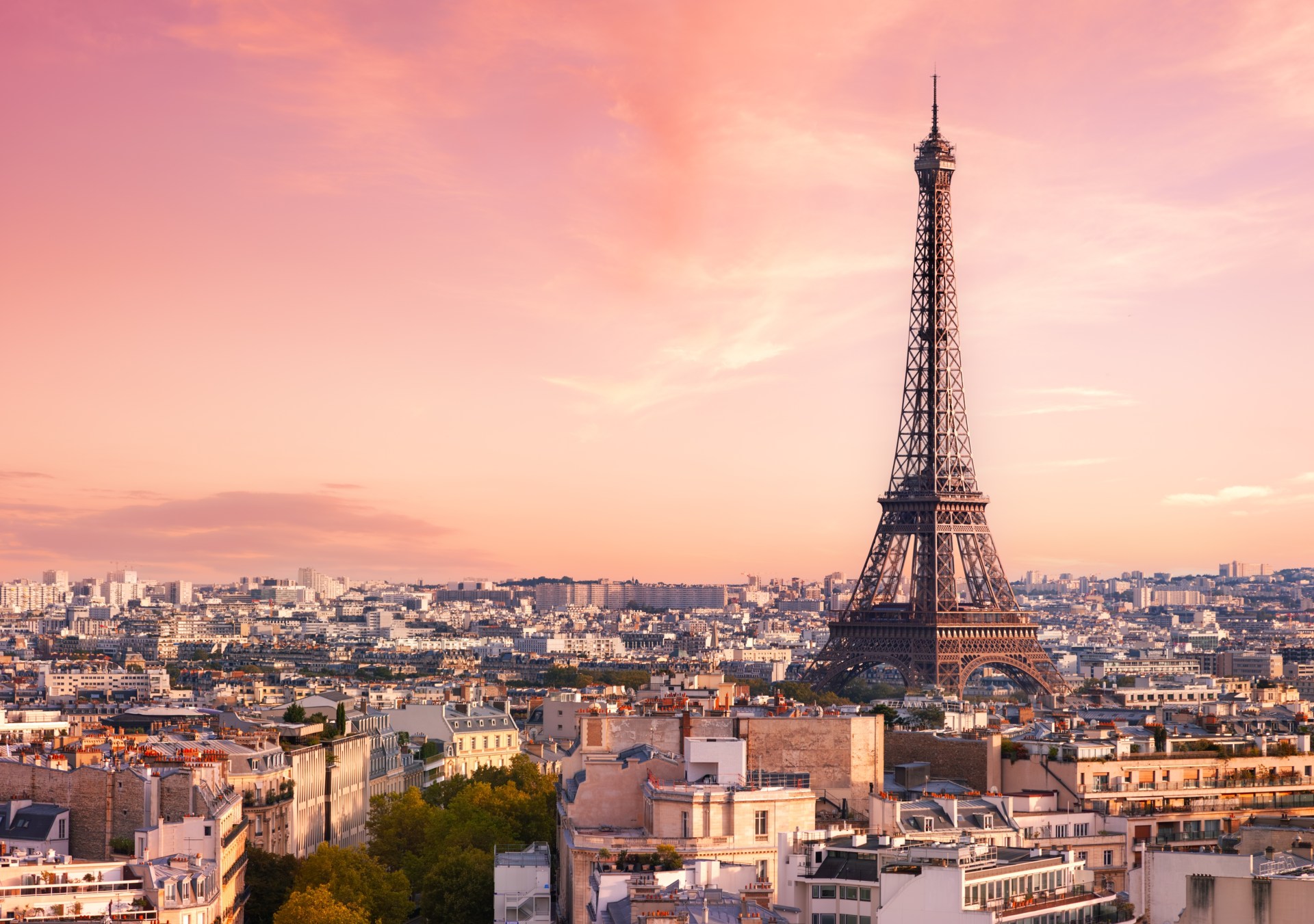 Cityscape,Of,Paris,With,Eiffel,Tower