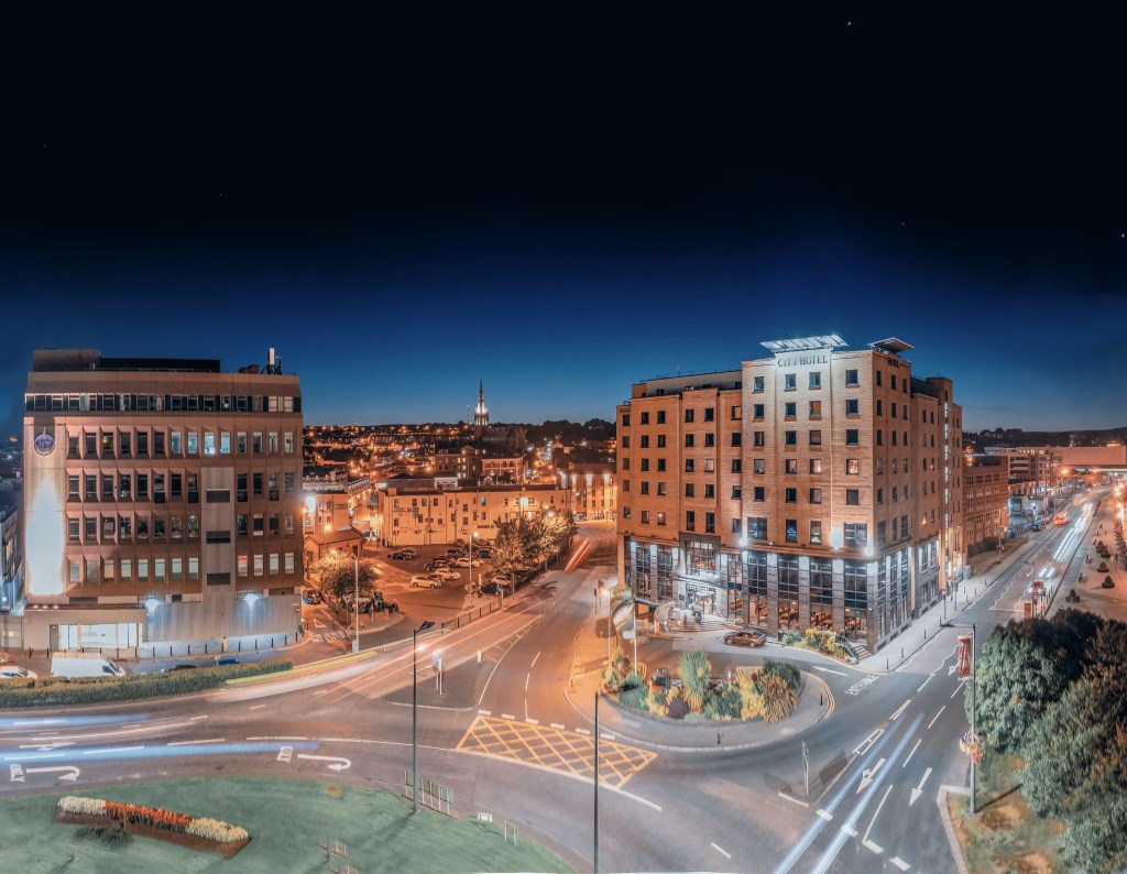 DoubleTree by Hilton Derry-Londonderry Exterior at night - Photo Credit Chris Gallagher