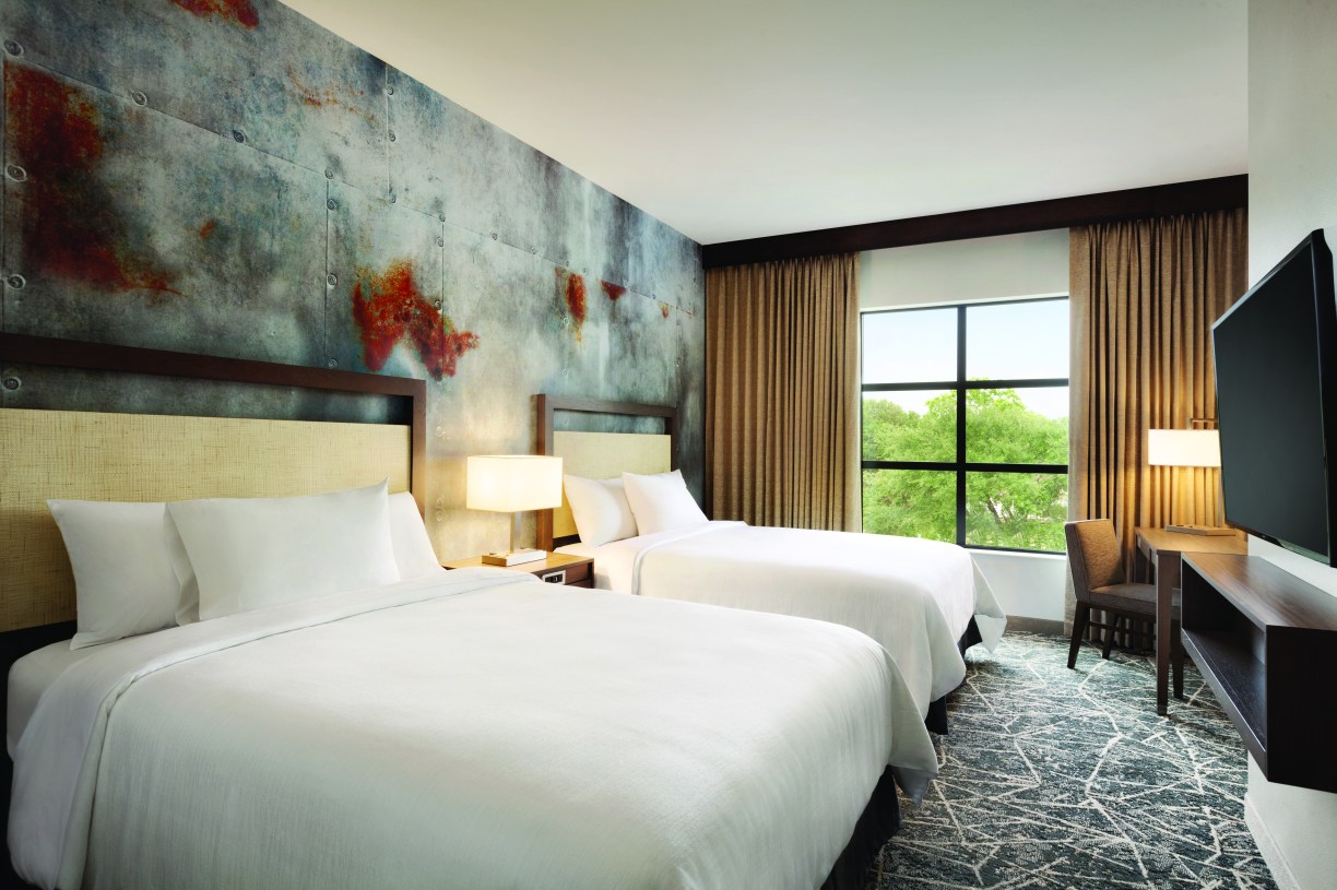 Embassy Suites by Hilton San Antonio Brooks Hotel & Spa - hotel rooms