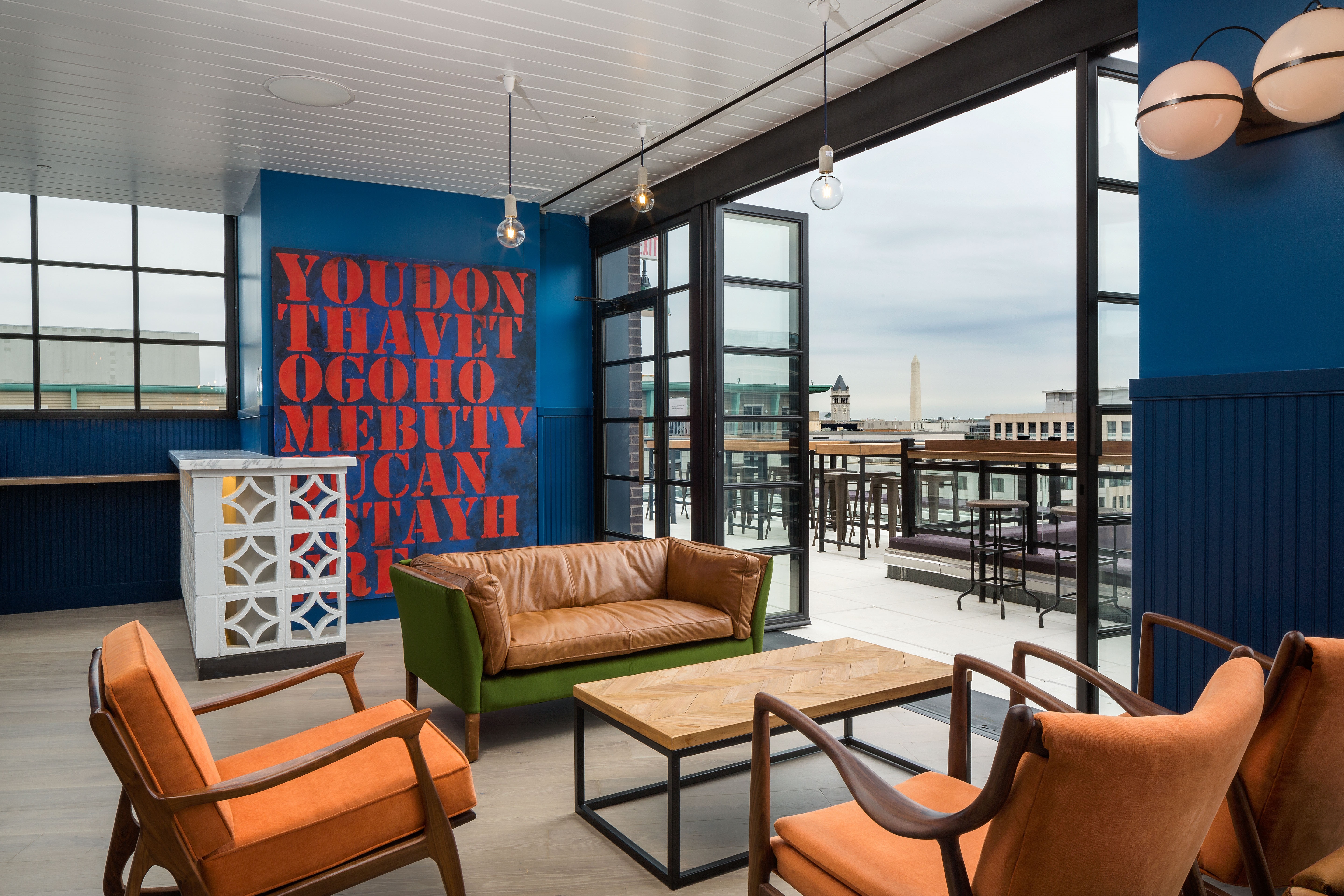 Motto by Hilton Washington DC City Center Rooftop Bar