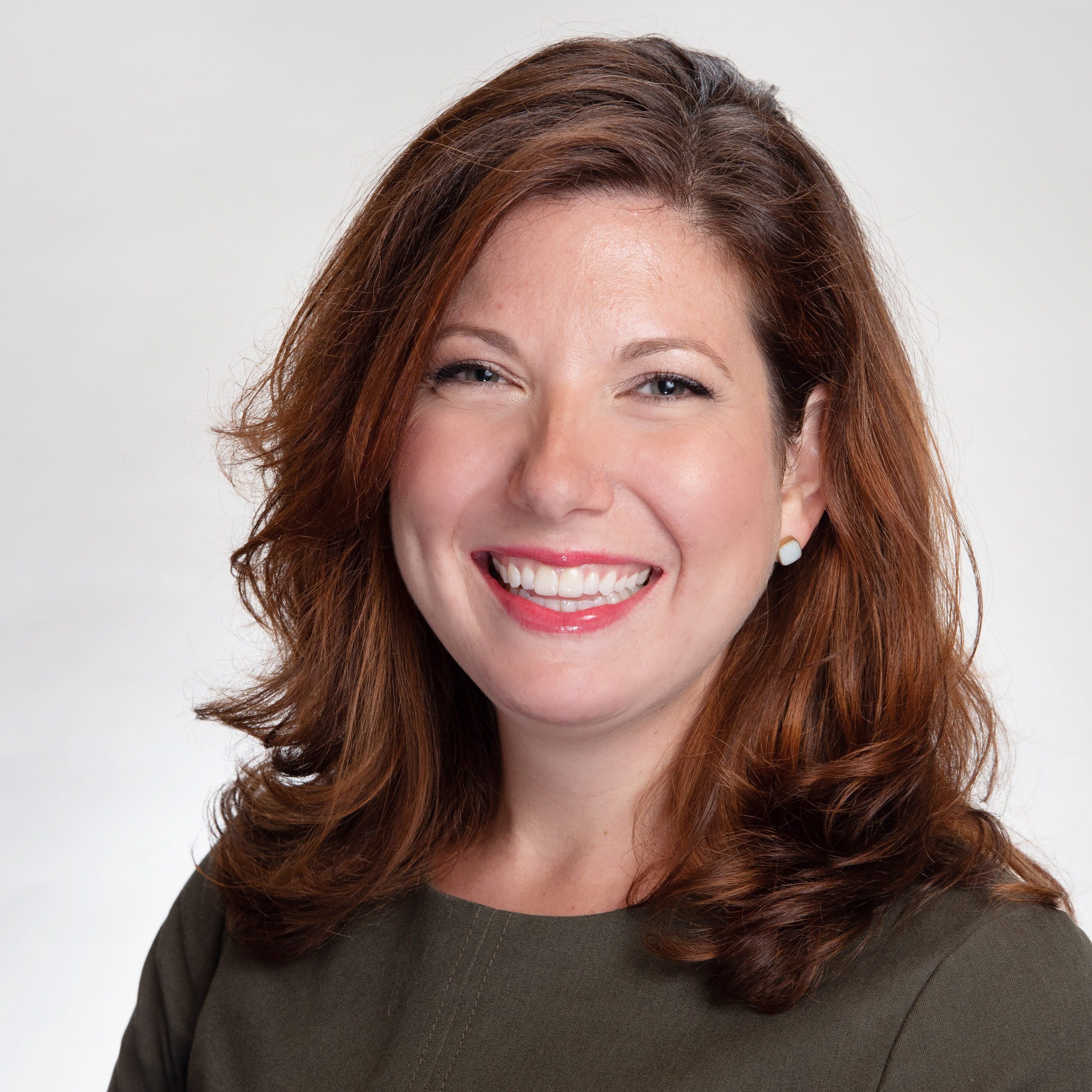 Nicole Tilzer Headshot