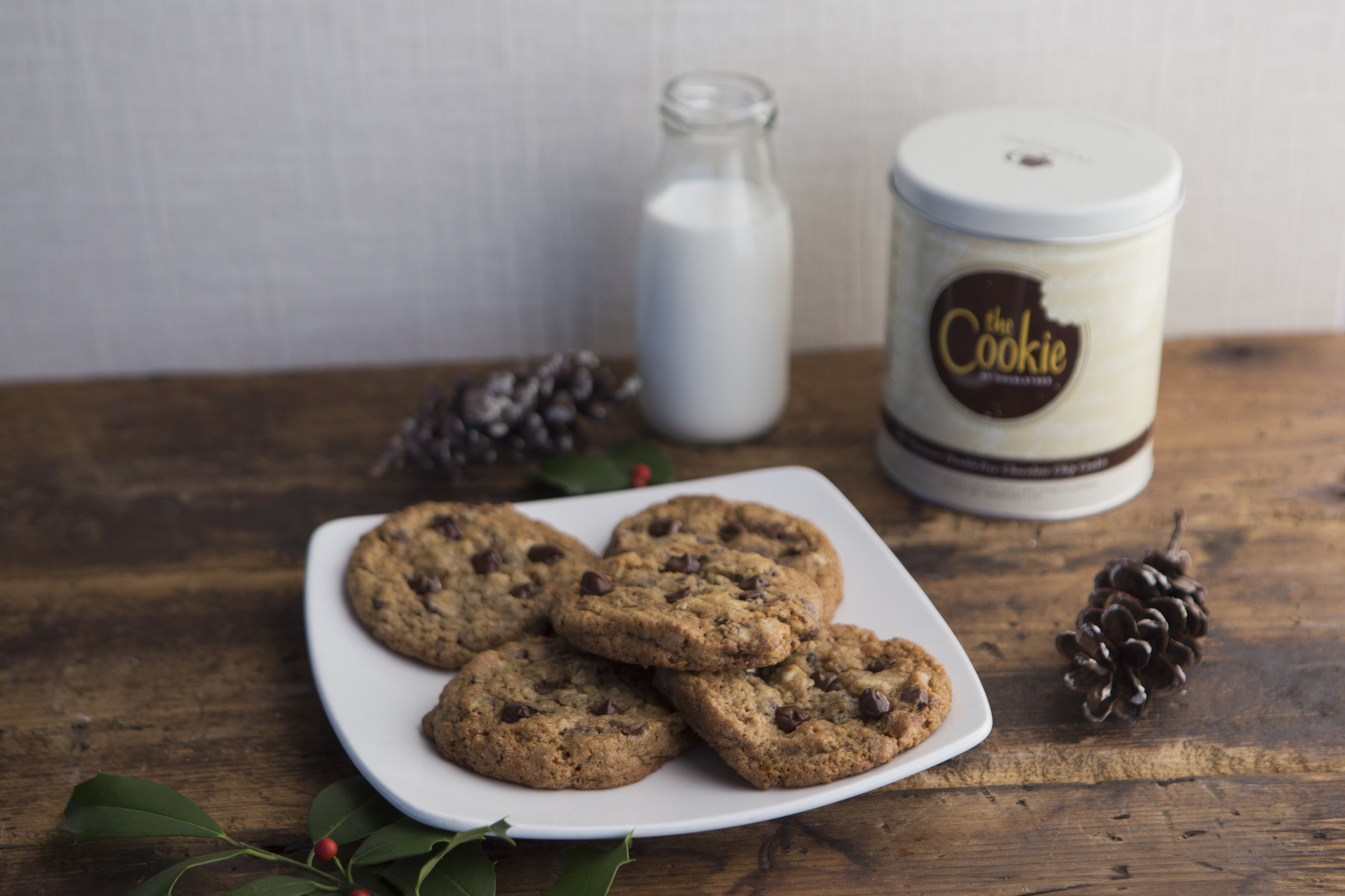 Warm DoubleTree Chocolate Chip Cookies and Milk
