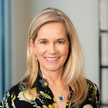 Kristin Campbell headshot