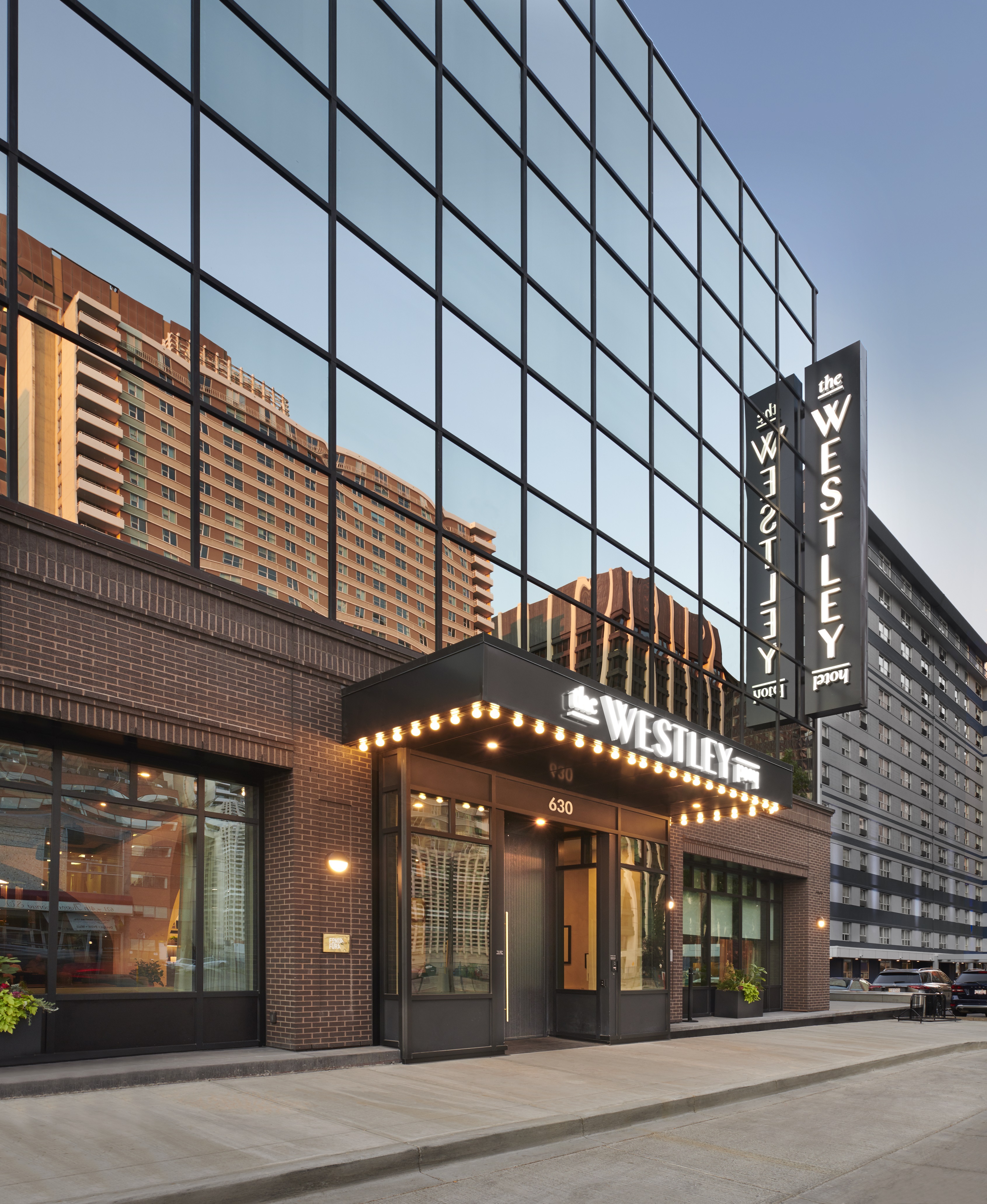 hotel exterior The Westley Calgary Downtown Tapestry Collection by Hilton