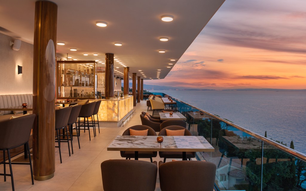 hotel sunset Hilton Rijeka Costabella Beach Resort Spa - Nebo Restaurant And Bay By Deni Srdoc