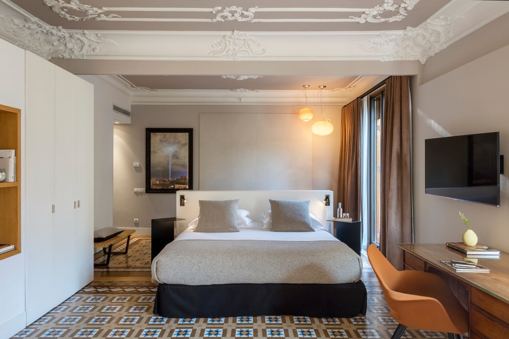 hotel Alexandra Barcelona Hotel Curio Collection by Hilton