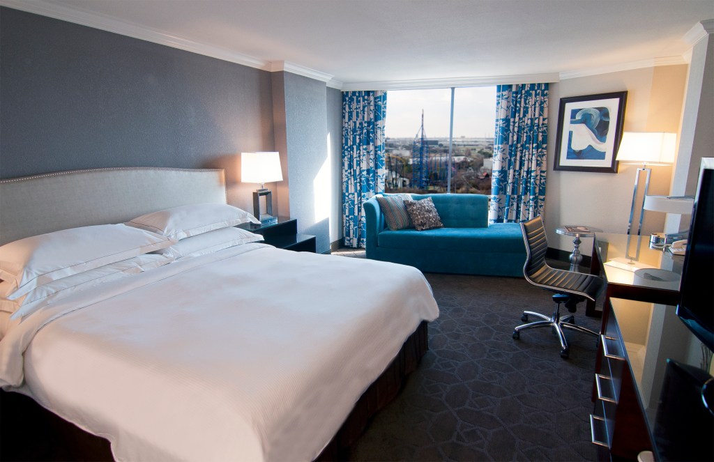 Hilton Arlington Room