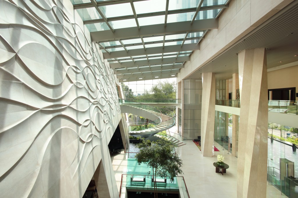 Hilton Bandung - Lobby