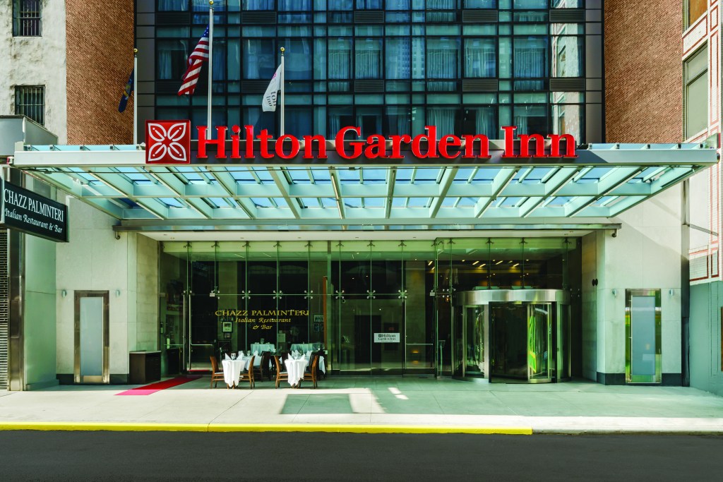 Hilton Garden Inn New York Times Square North Exterior