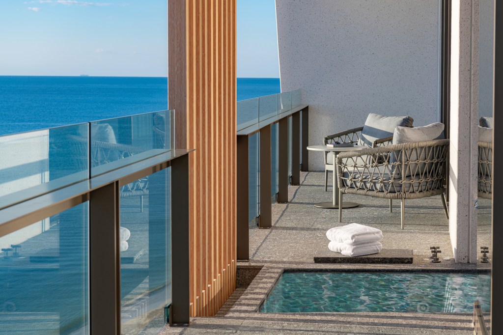 Waldorf Astoria Cancun - Ocean Front Balcony hotel hilton