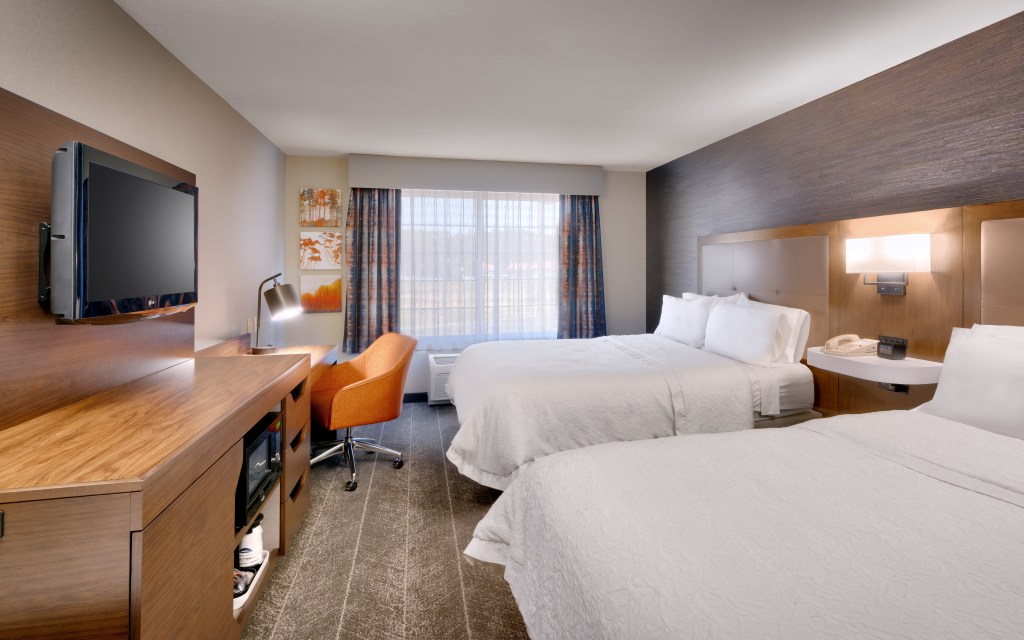 Hampton Inn &amp; Suites by Hilton Show Low-Pinetop Two Queen Standard room