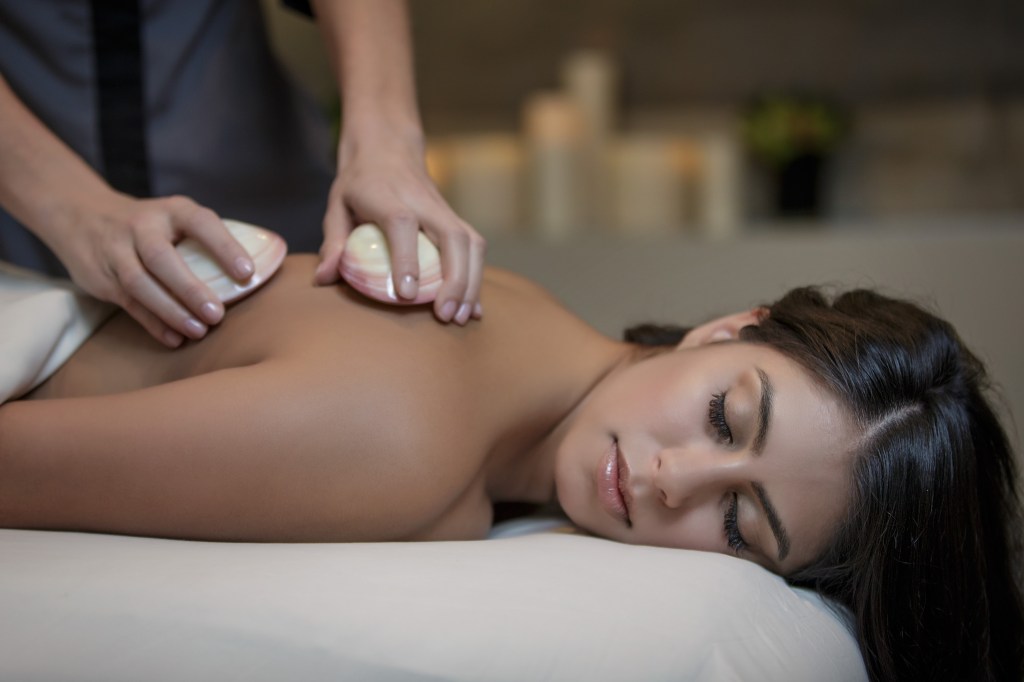 Waldorf Astoria Spa &amp; Health Club - Massage Treatment