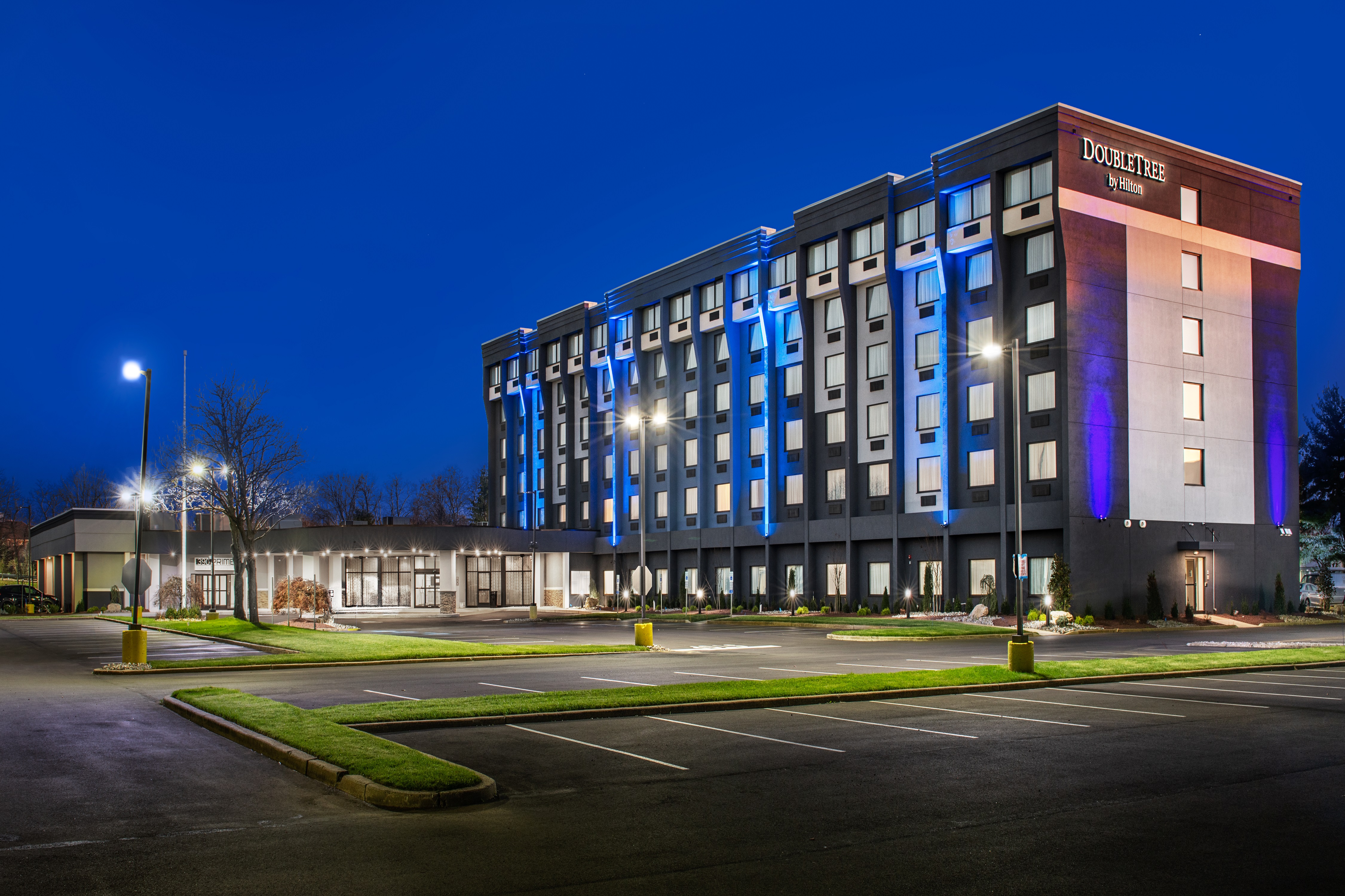 DoubleTree by Hilton Monroe Township Cranbury Officially Opens