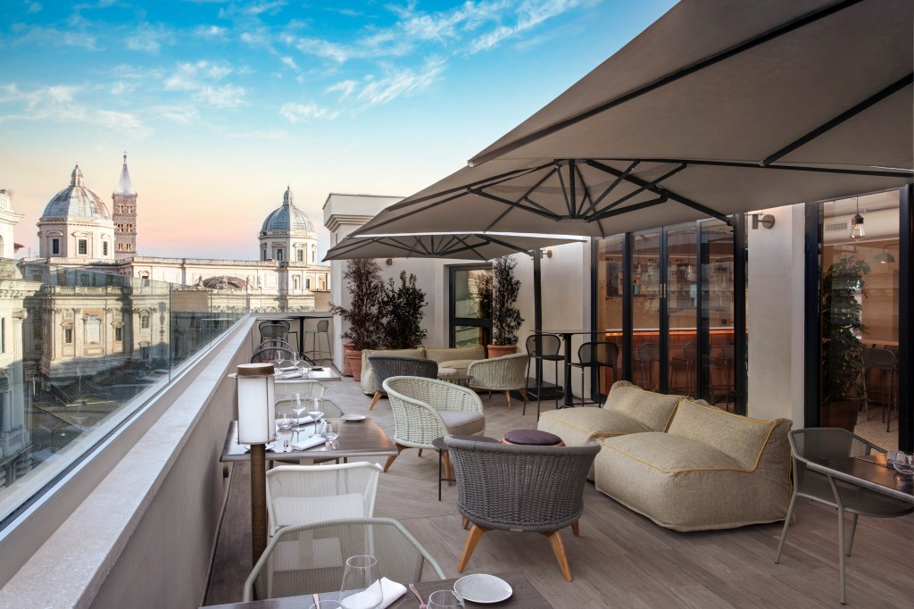 DoubleTree by Hilton Rome Monti - Rooftop Bar