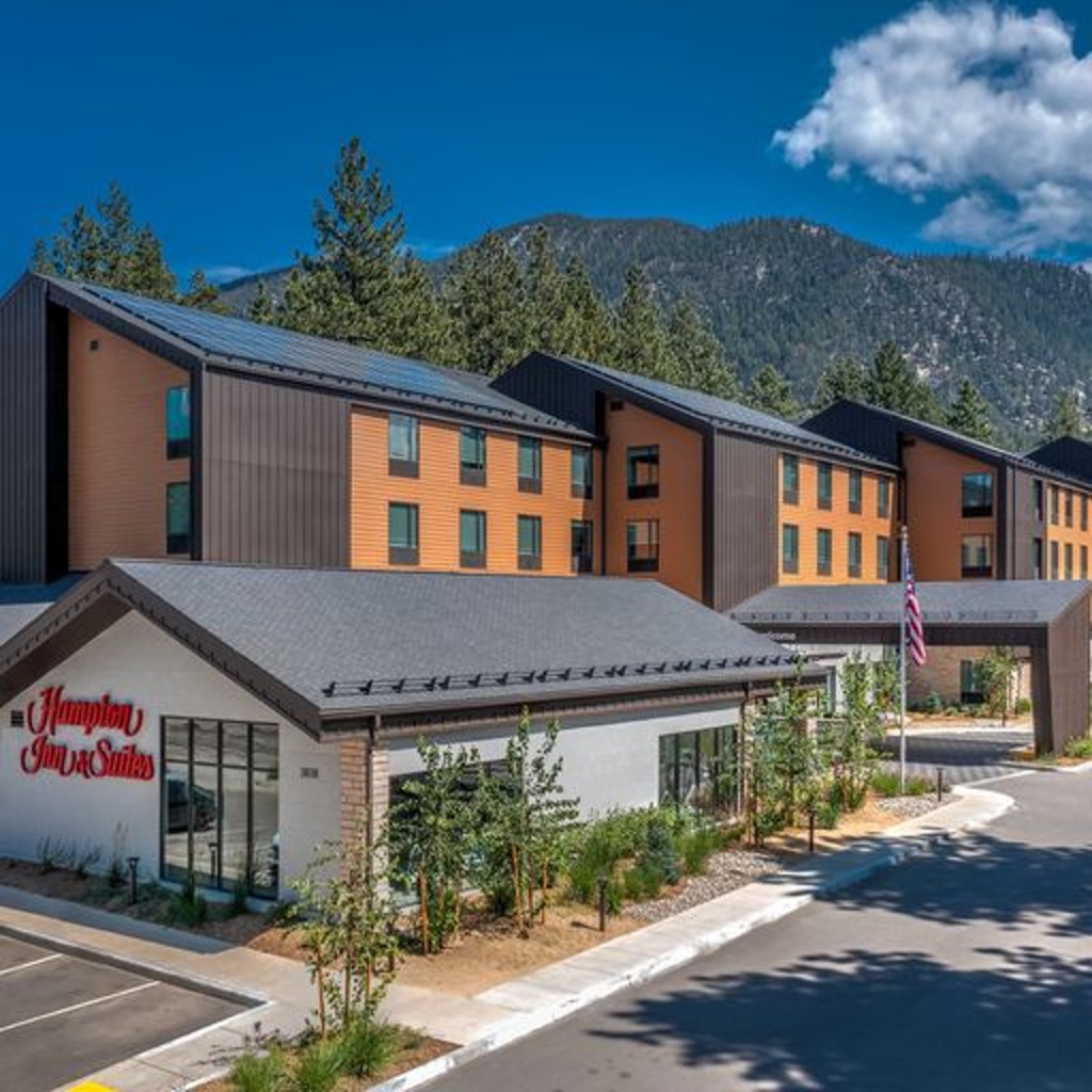 Hampton Inn &amp; Suites South Lake Tahoe - Exterior