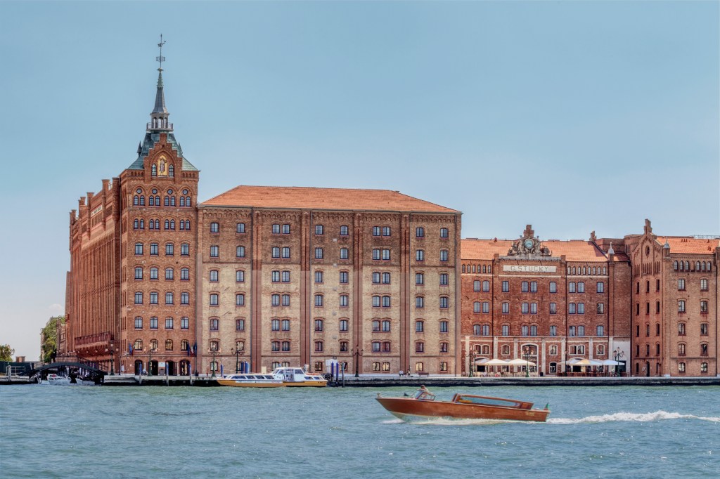 Hotel Hilton Molino Stucky Venice