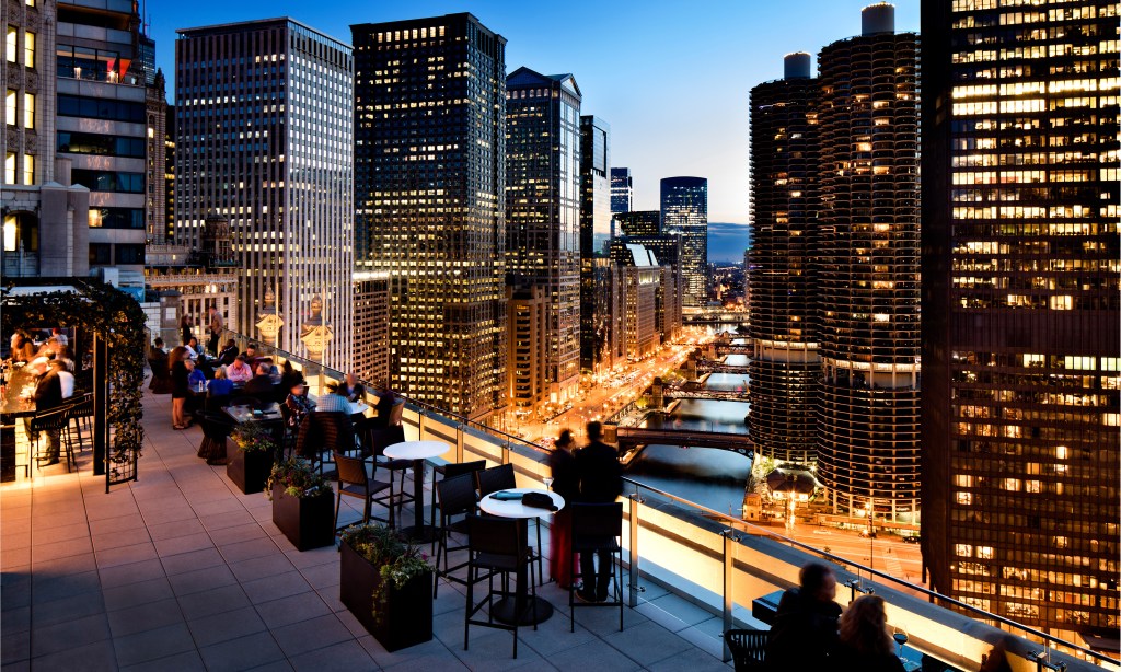 Rooftop at LondonHouse Chicago, Curio Collection by Hilton - overlooking the city of Chicago at night