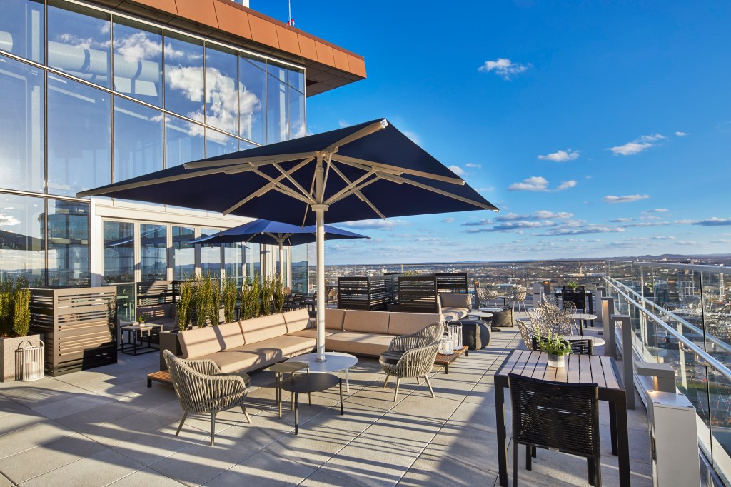 Embassy Suites by Hilton Nashville Downtown - Roof Top Patio