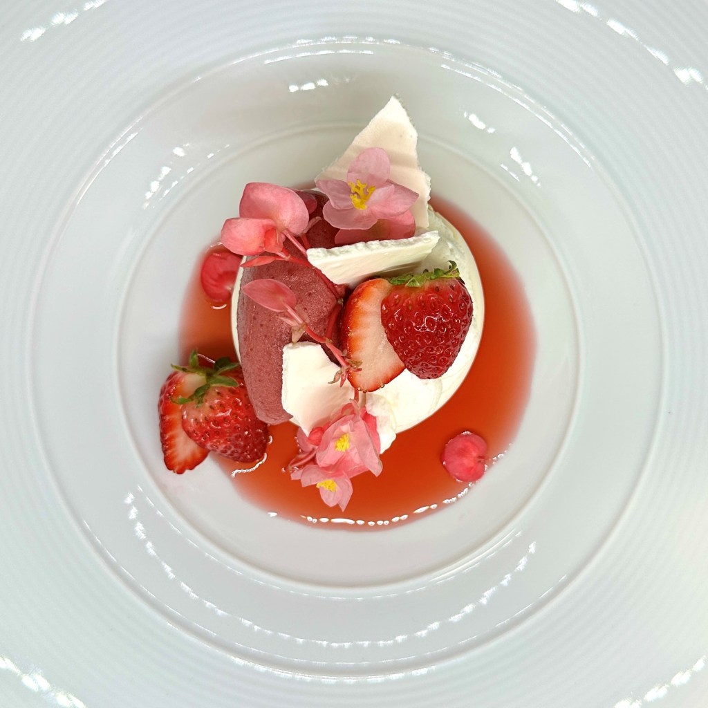 Hotel Del Coronado, Curio Collection by Hilton - Sheerwater Strawberry Pavlova