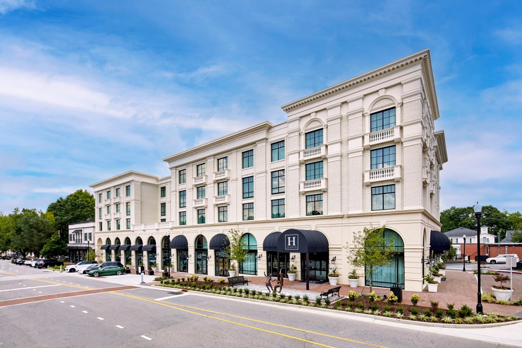 The Hamilton Alpharetta, Curio Collection by Hilton - Exterior