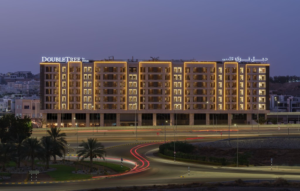 DoubleTree by Hilton Muscat Qurum - Exterior - Aerial