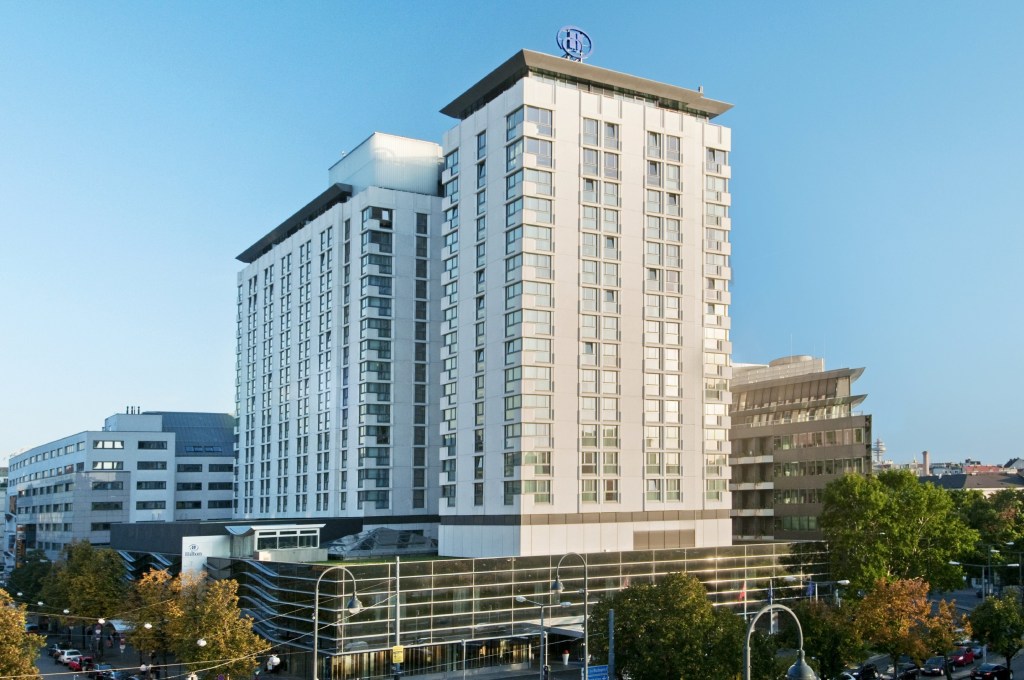 Hilton Vienna Park - Exterior