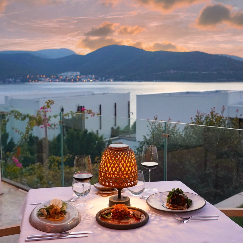 Susona Bodrum, LXR Hotels &amp; Resorts food and wine overlooking the aegean sea