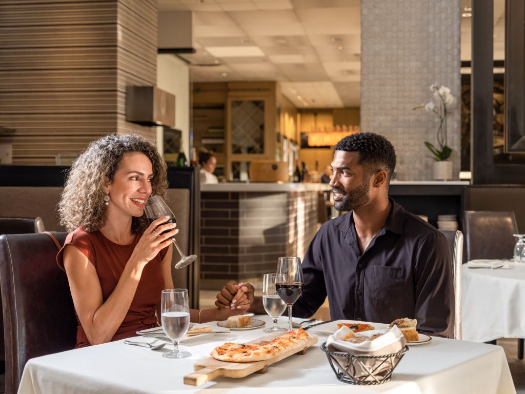 Guests Dining at La Luce at Signia by Hilton Orlando Bonnet Creek