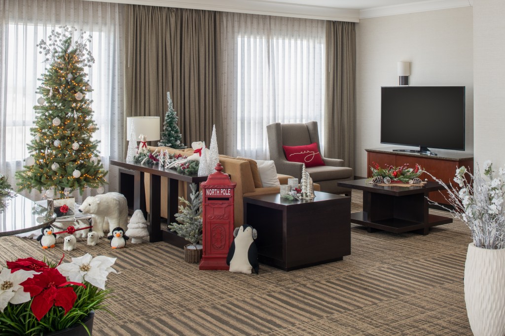 Hilton Vancouver Washington - Holiday Presidential Suite - Living Room Area