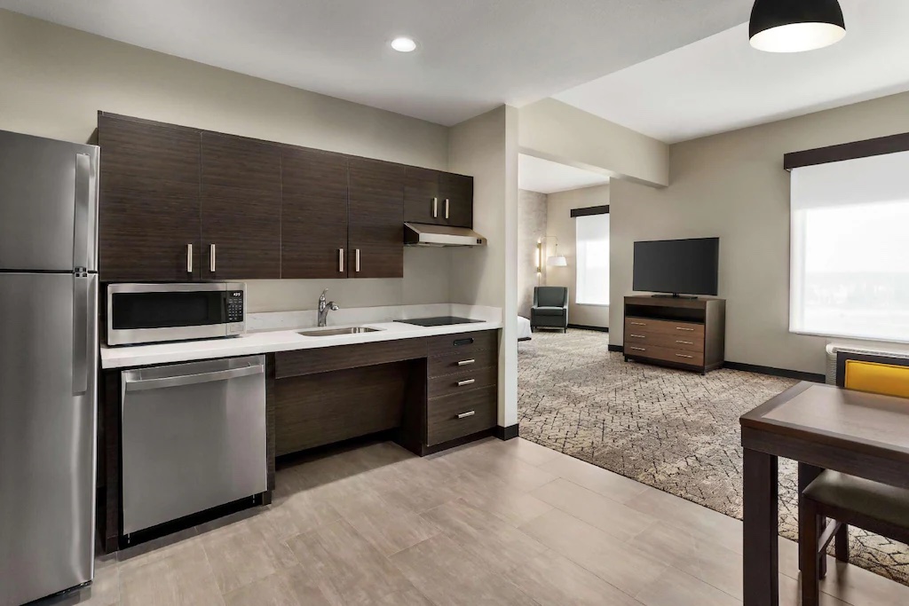 Homewood Suites by Hilton - Kitchen