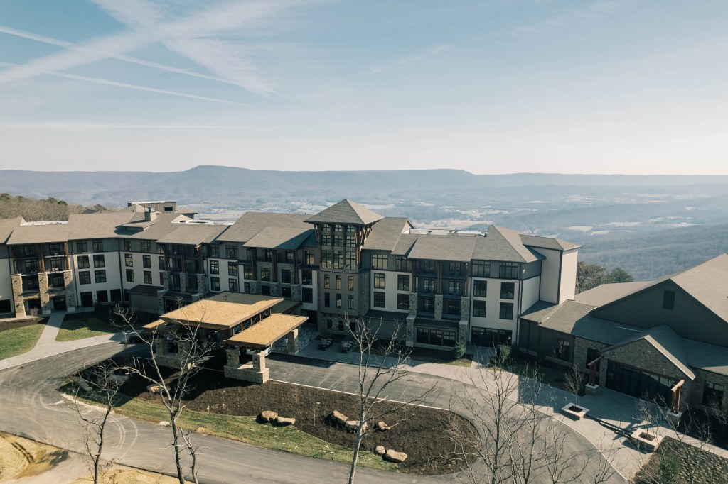 Cloudland at McLemore Resort Lookout Mountain Curio by Hilton - Exterior