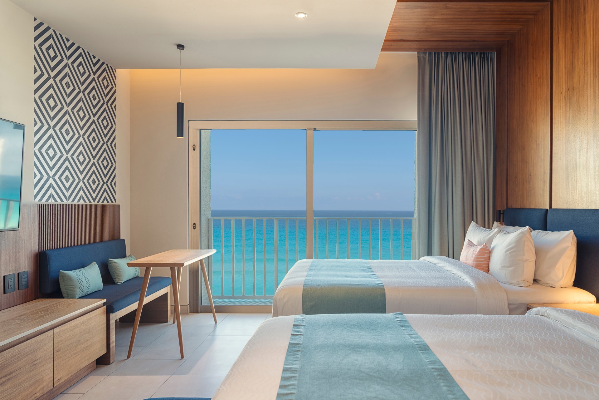 Hilton Cancun Mar Caribe All-Inclusive Resort - Guest Room - Double Bed Balcony Beachfront